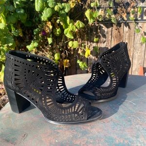 Vince Camuto Lavinnia black cut out ankle sandal bootie boot gothic suede
